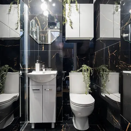 Onyx Deluxe Zoliborz Varşova